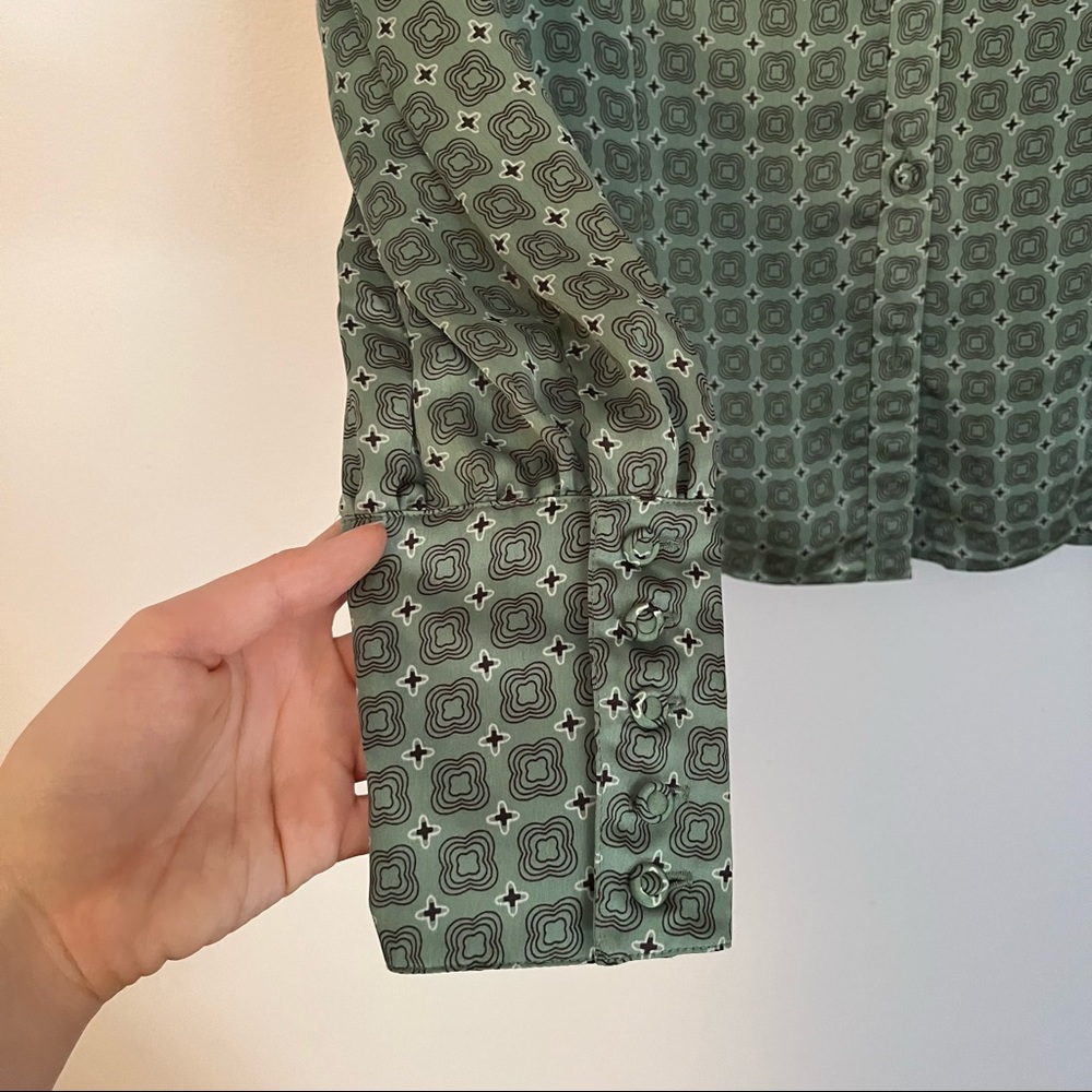 Ann Taylor Printed Button Down Polyester Blouse - image 6